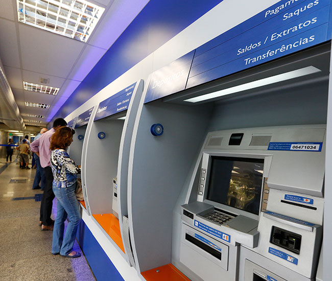Sistema bancário brasileiro apresenta confortável capacidade de liquidez