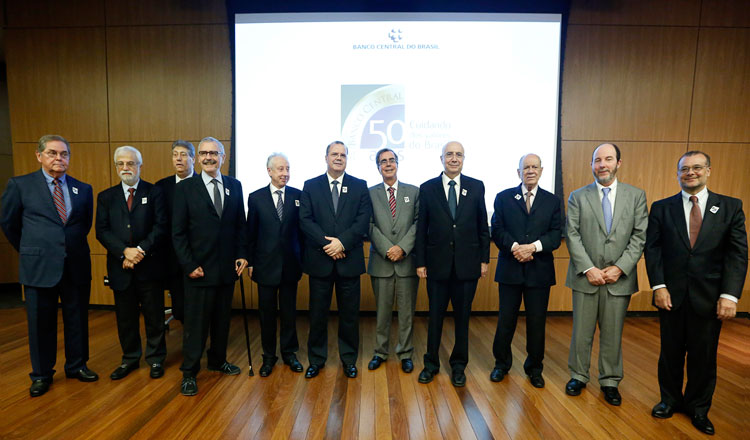 Diretores do Banco Central que fizeram parte da instituio em diferentes momentos participaram da cerimnia em homenagem ao cinquentenrio.